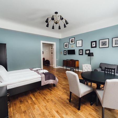 Sherlock Apartments รีกา ภายนอก รูปภาพ