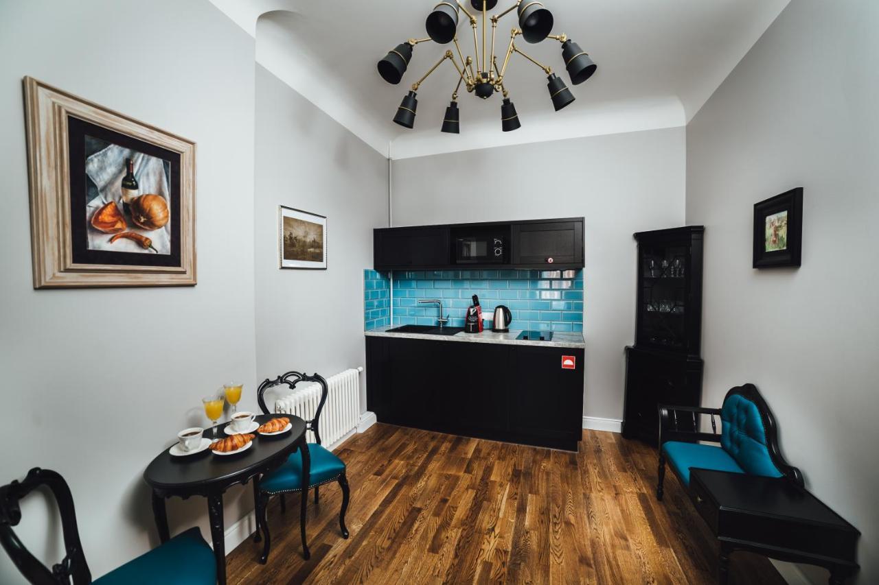 Sherlock Apartments รีกา ภายนอก รูปภาพ