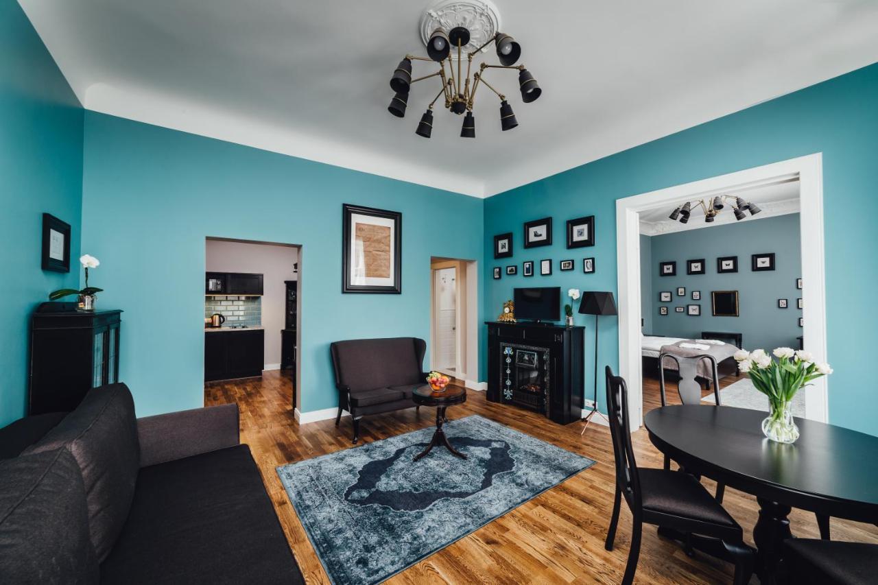 Sherlock Apartments รีกา ภายนอก รูปภาพ