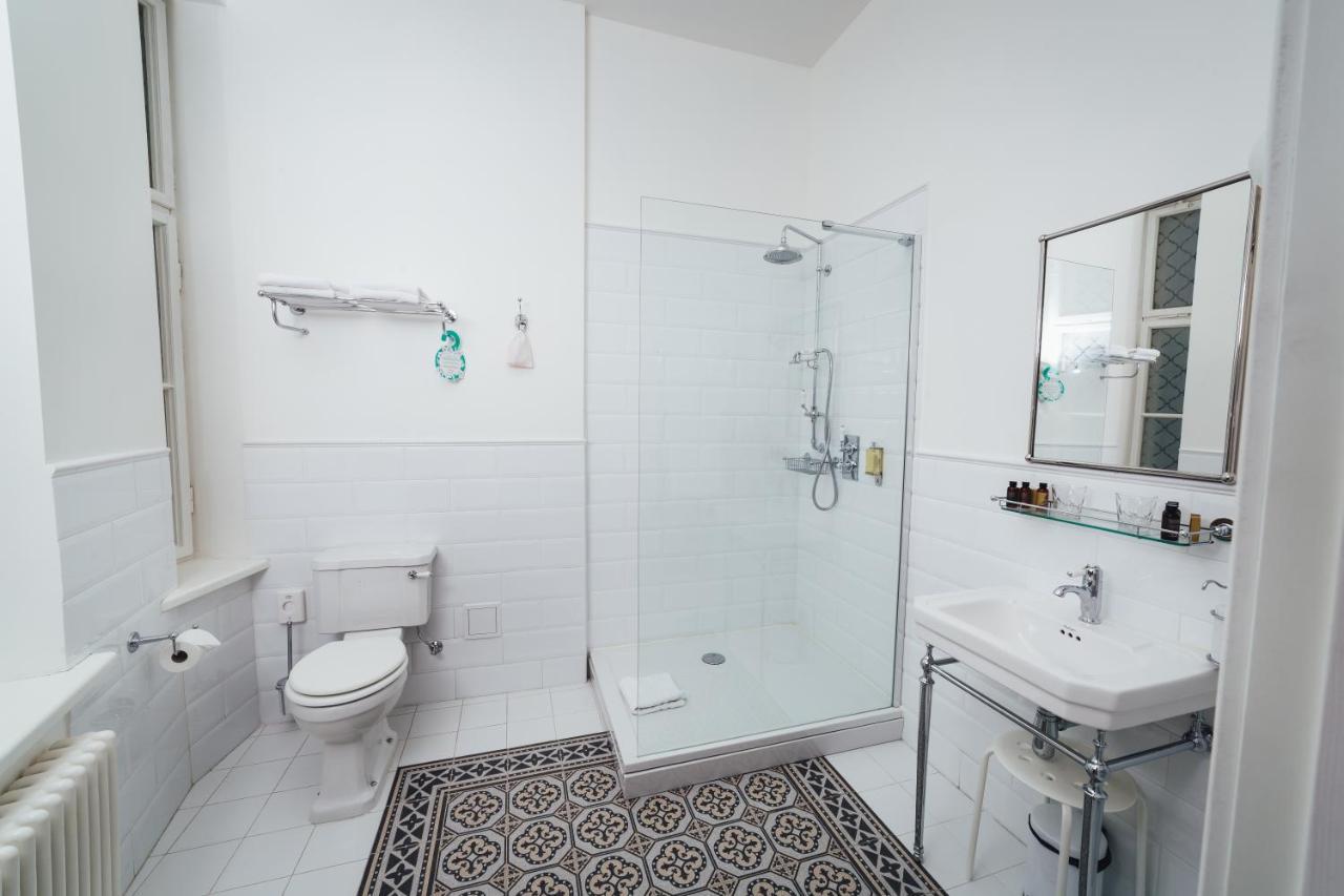Sherlock Apartments รีกา ภายนอก รูปภาพ